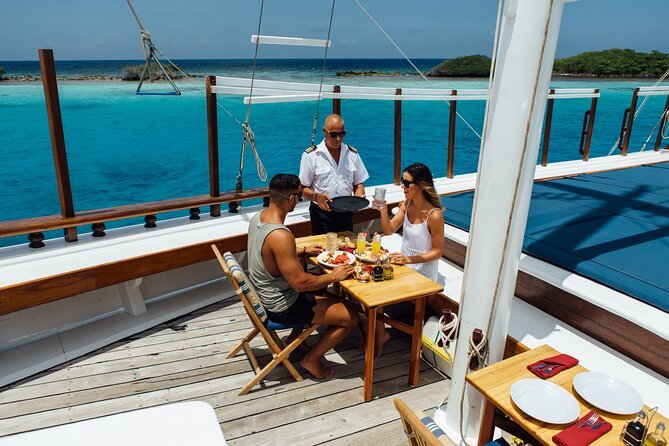 Aruba Lagoon Cruise with onboard Chef and Signature Cocktails