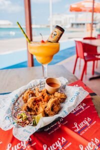 Lucy's Retired Surfers Bar & Restaurant Aruba