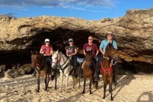 2-Hour Horseback Riding Tour to Little Natural Bridge in Aruba